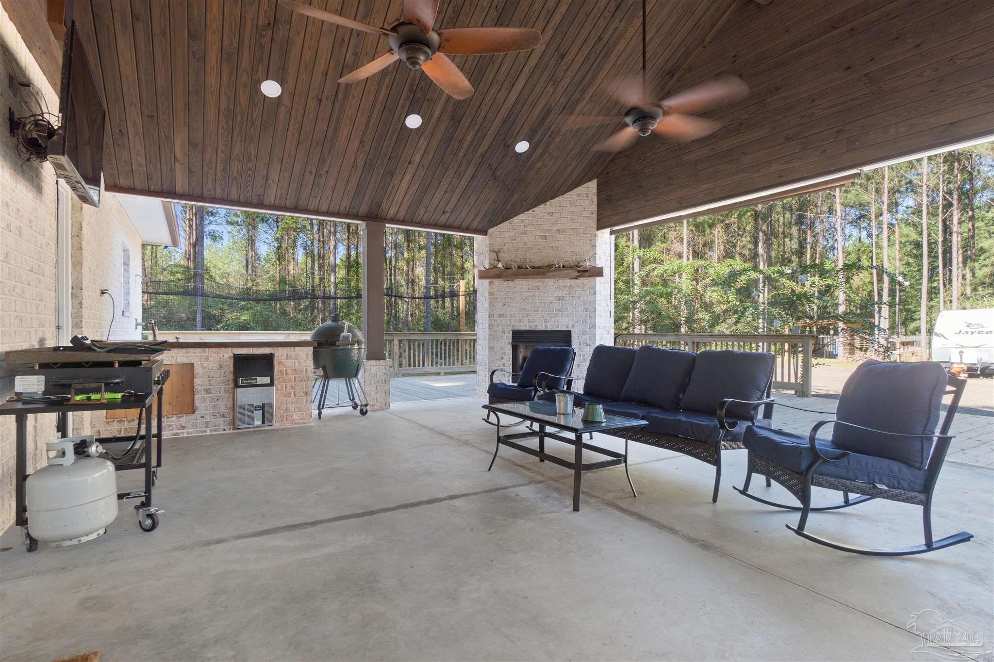 2573 10 Mile Road Pace, FL 32571 - Photo 13 of 40