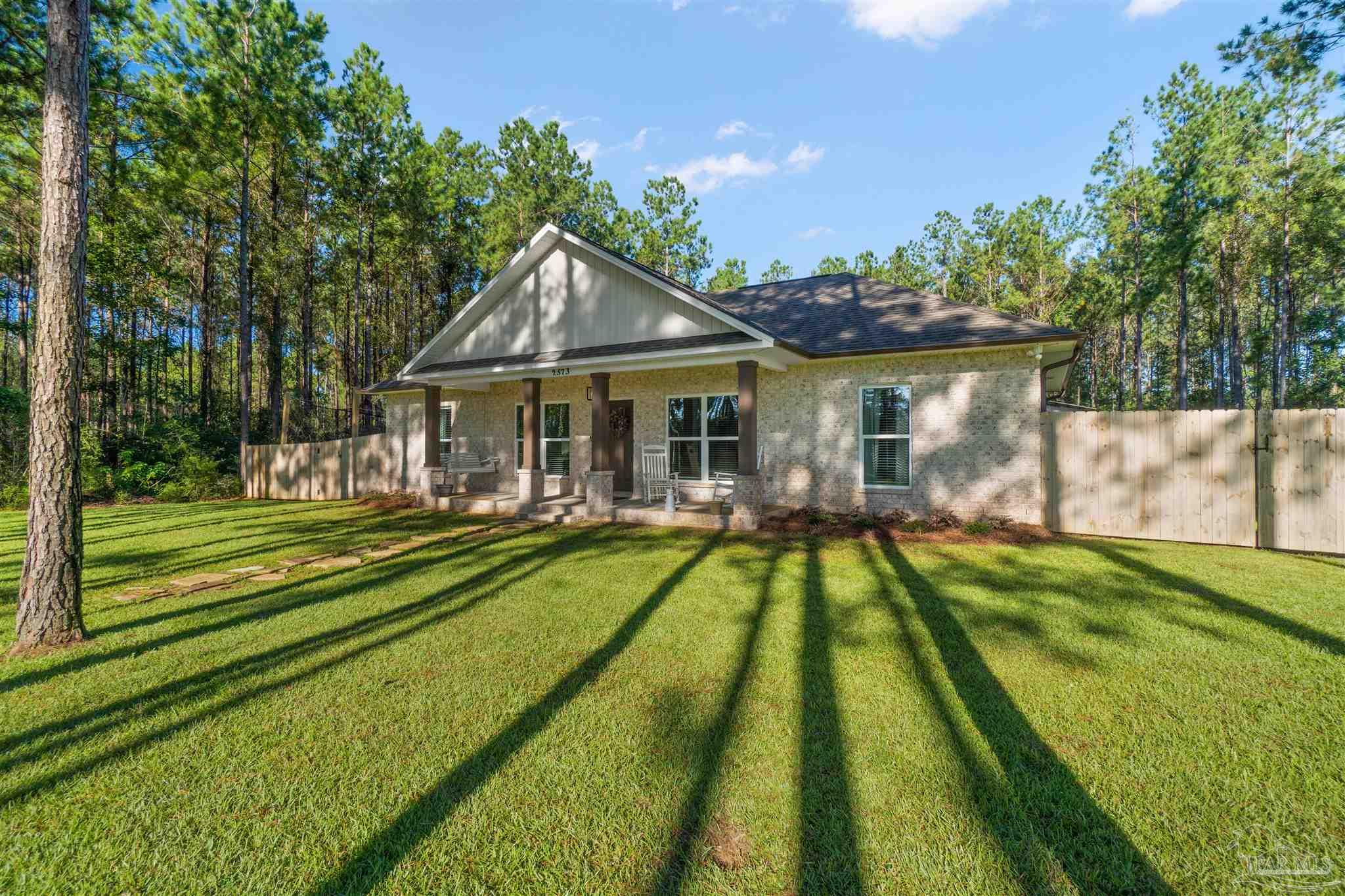 2573 10 Mile Road Pace, FL 32571 - Photo 3 of 40
