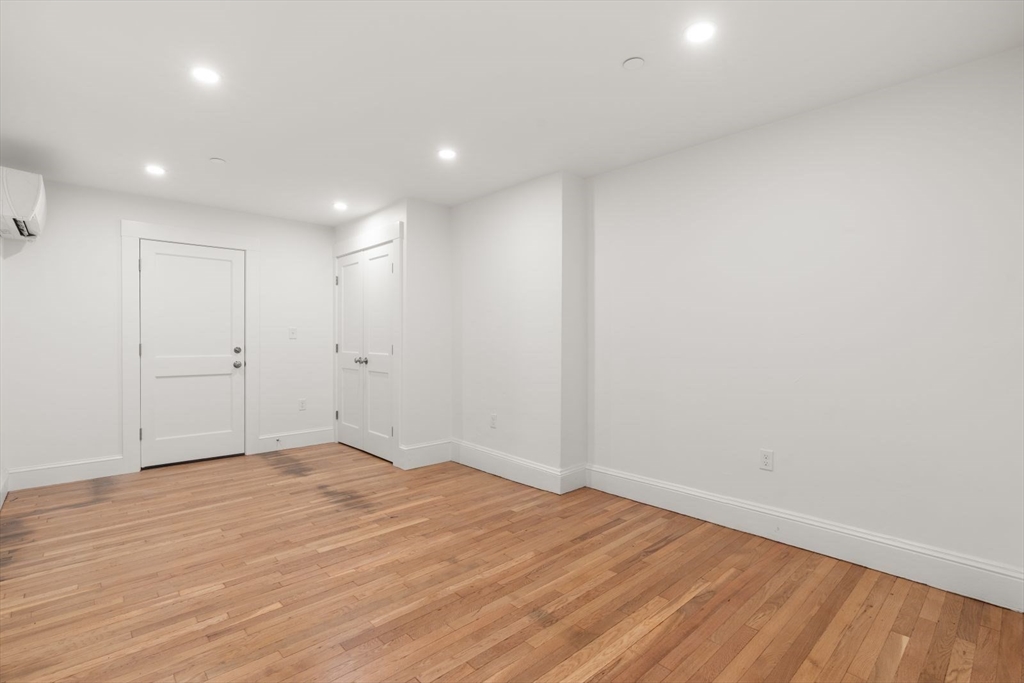 389 Commonwealth Avenue, Unit B Boston, MA 02115 - Photo 8 of 14