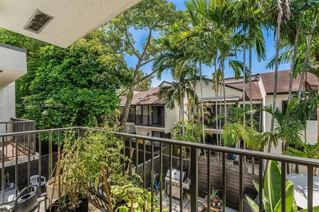 $635,000 | 3218 West Trade Avenue, Unit III3, Miami, FL 33133