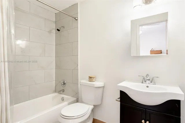 $635,000 | 3218 West Trade Avenue, Unit III3, Miami, FL 33133