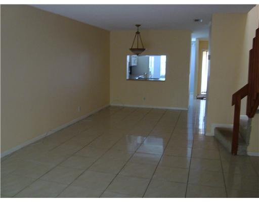 10924 West Sample Road, Unit B2 Coral Springs, FL 33065 - Photo 6 of 15 Den/Family/Great Room