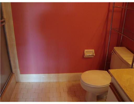 10924 West Sample Road, Unit B2 Coral Springs, FL 33065 - Photo 8 of 15 Master Bath/Spa