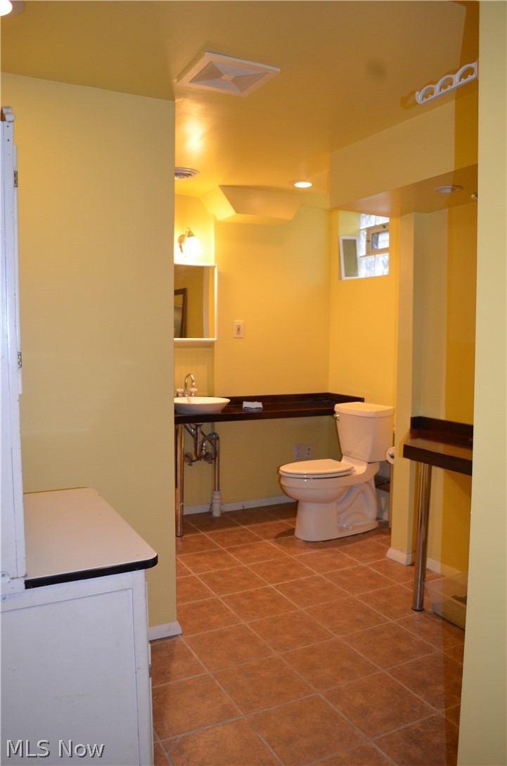 7 Orchard Road Akron, OH 44313 - Photo 18 of 19 Gallery Image 18