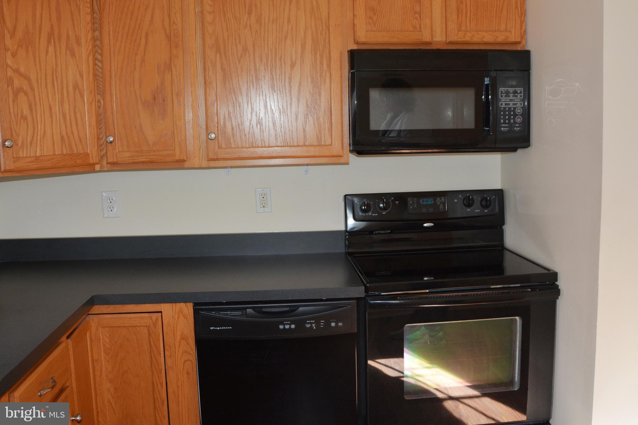 5890 Medora Road Linthicum Heights, MD 21090 - Photo 5 of 25 Kitchen
