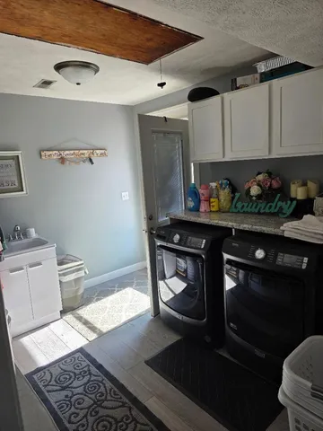 $310,000 | 600 West Ford Street, Energy, IL 62933