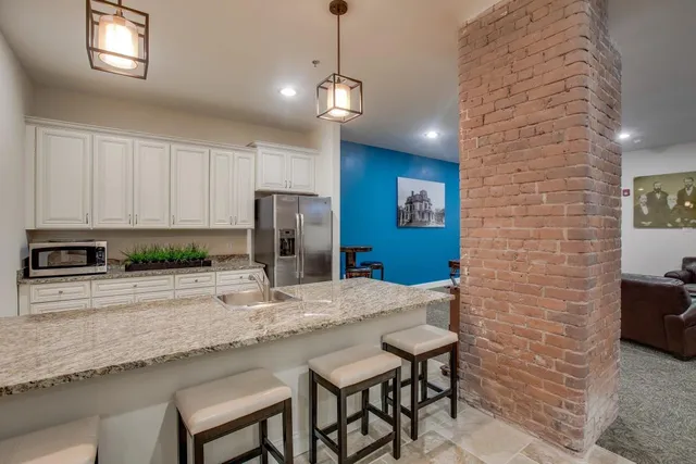 $2,220 | 222 West Street, Unit 113, Keene, NH 03431