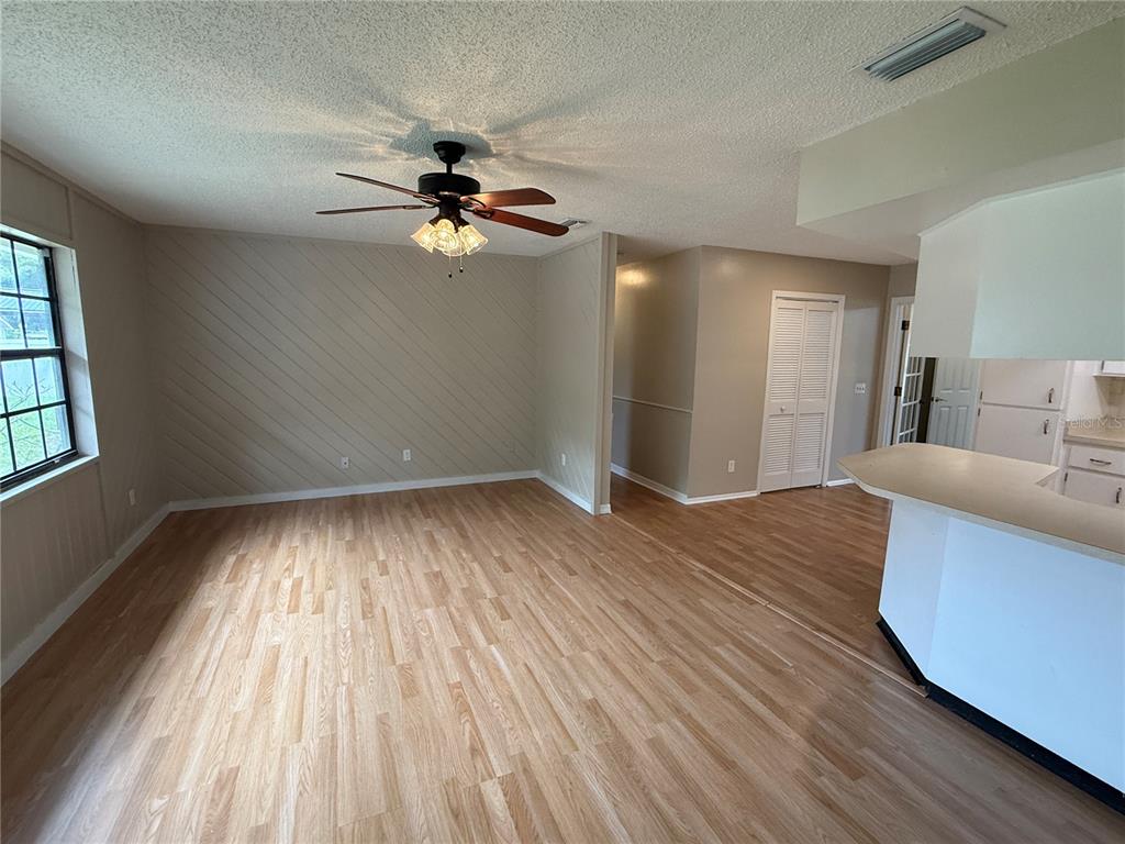 703 Crystal Lake Road Lutz, FL 33548 - Photo 15 of 59 Gallery Image 15