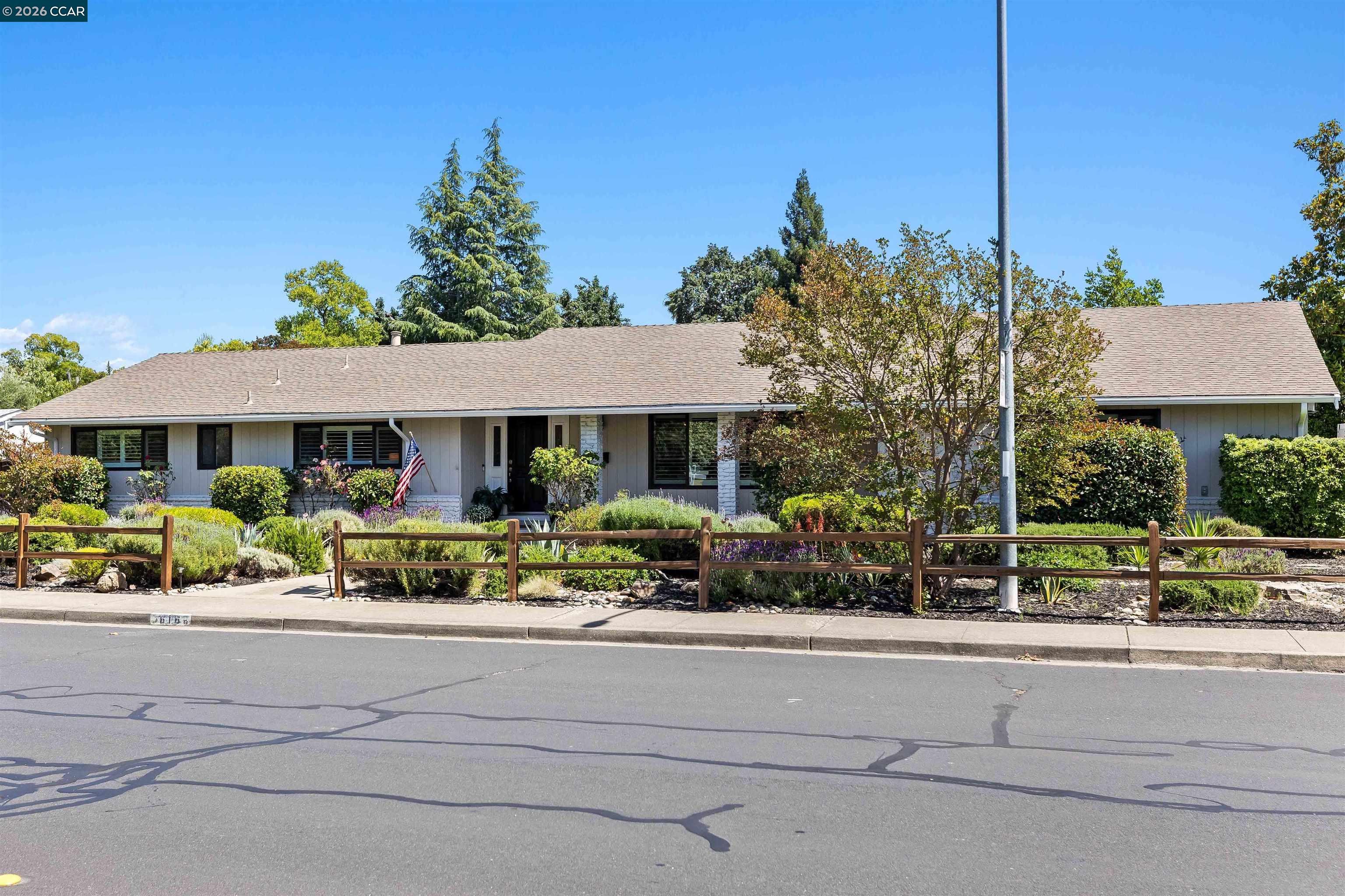 616 Minert Road Walnut Creek, CA 94598 - Photo 3 of 93