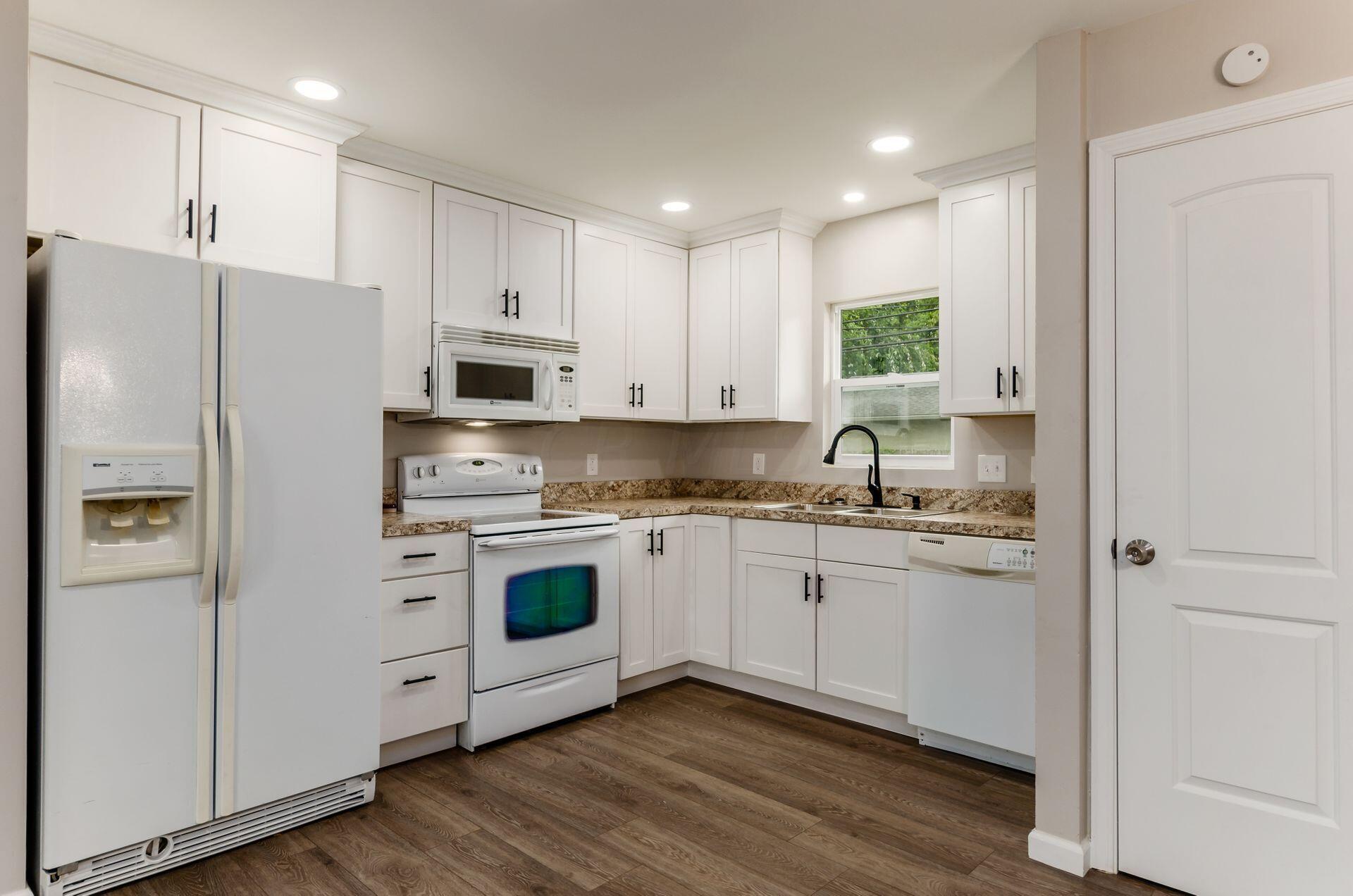 6107 Endicott Road Columbus, OH 43229 - Photo 11 of 36 Gallery Image 11