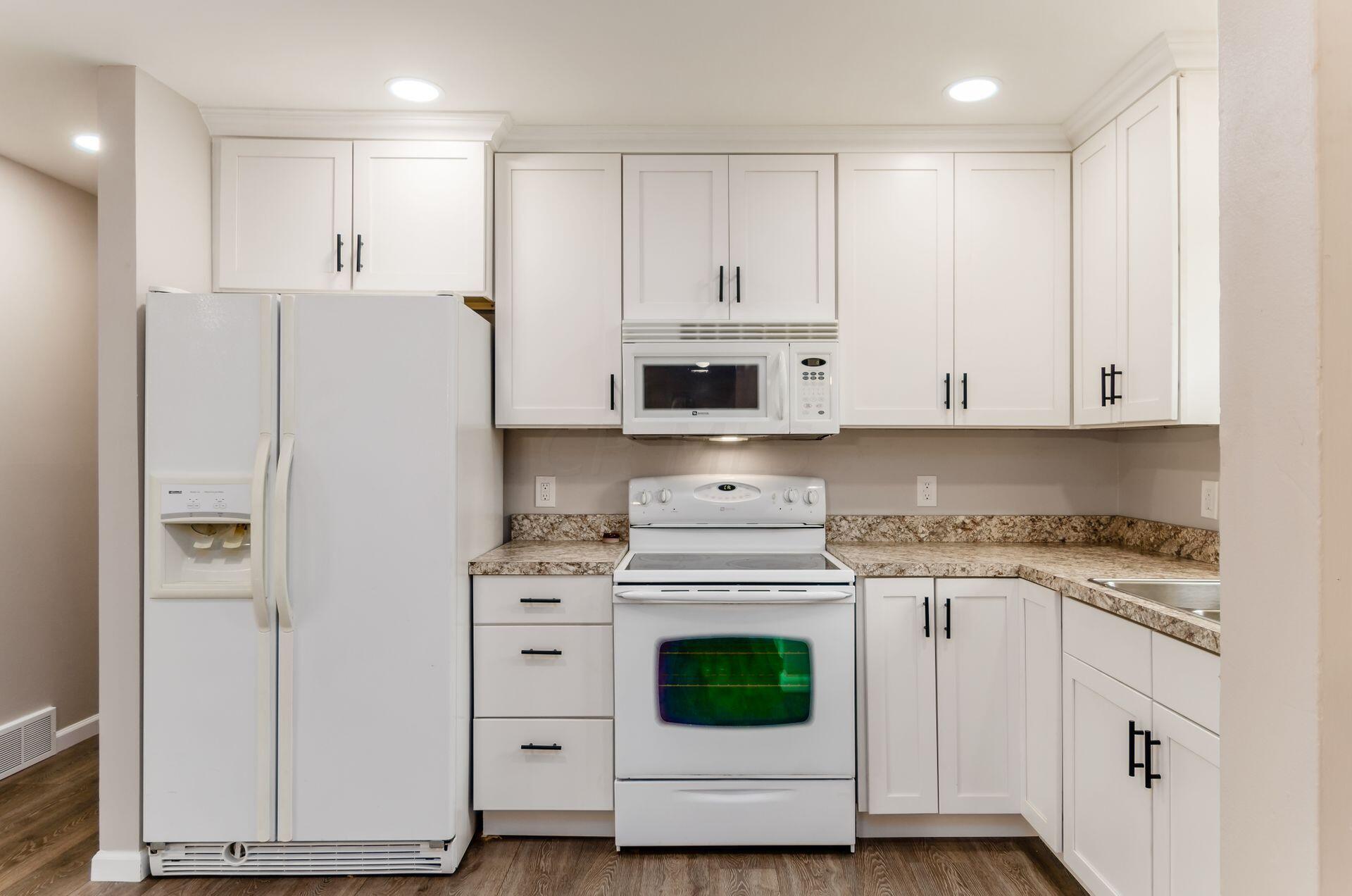 6107 Endicott Road Columbus, OH 43229 - Photo 12 of 36 Gallery Image 12
