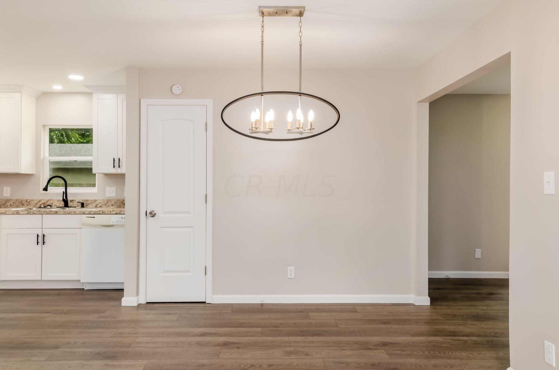 6107 Endicott Road Columbus, OH 43229 - Photo 13 of 36 Gallery Image 13