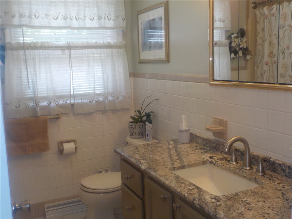 72 Wayne Road Woonsocket, RI 02895 - Photo 6 of 15