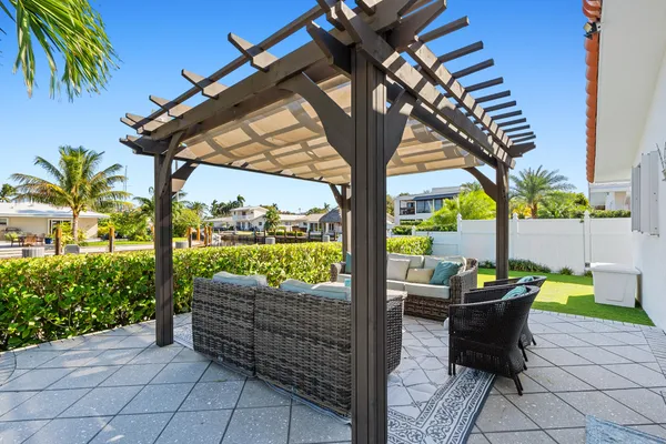 $1,799,000 | 1008 Northeast 26th Avenue, Pompano Beach, FL 33062