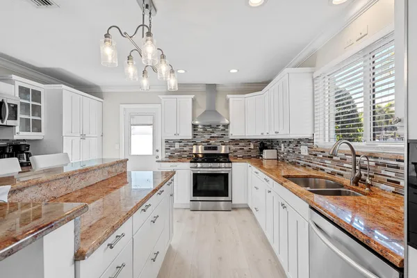 $1,799,000 | 1008 Northeast 26th Avenue, Pompano Beach, FL 33062