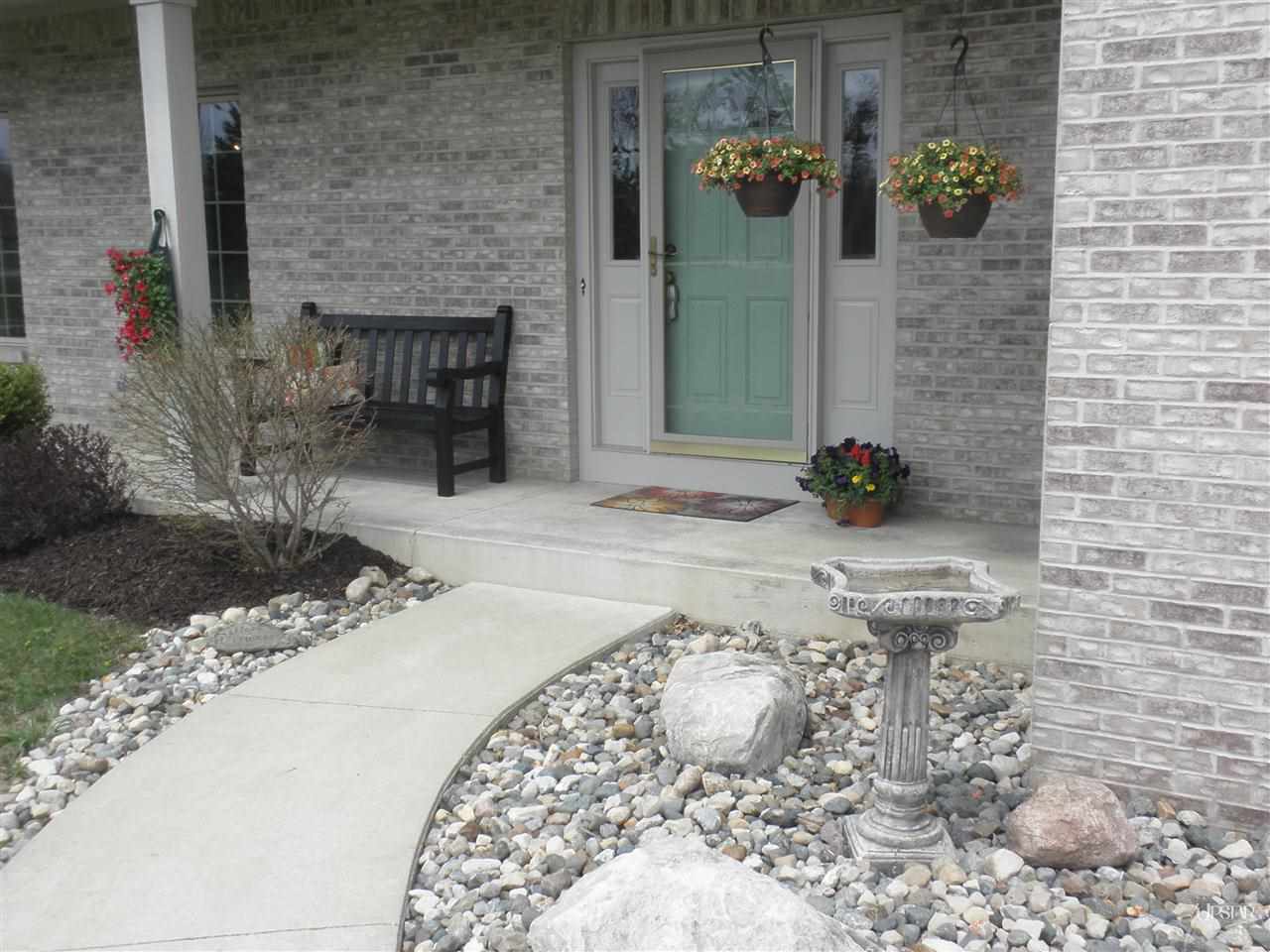 12412 Kress Road Roanoke, IN 46783 - Photo 9 of 28 Gallery Image 9