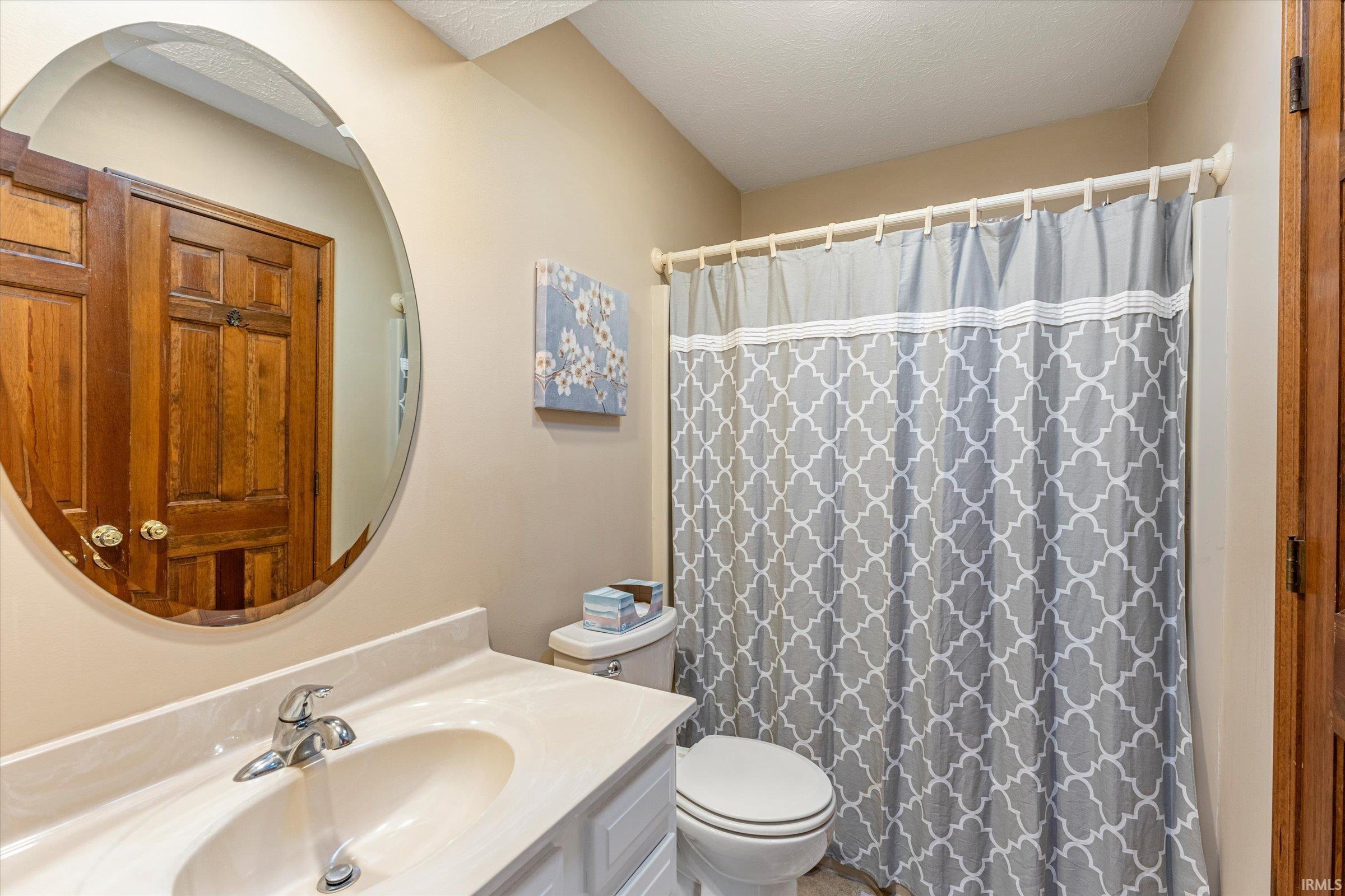 17377 Woodhurst Road Granger, IN 46530 - Photo 17 of 36 Gallery Image 17