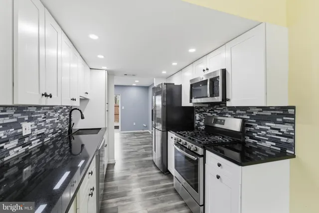 $2,095 | 6433 Lamplighter Ridge, Glen Burnie, MD 21061