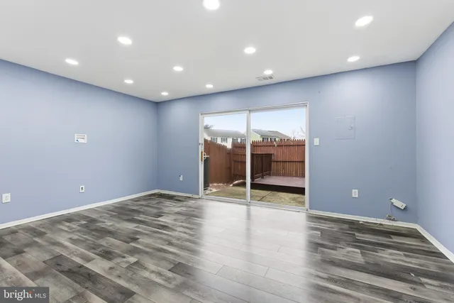 $2,095 | 6433 Lamplighter Ridge, Glen Burnie, MD 21061