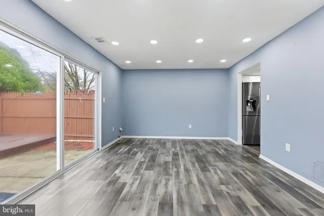 $2,095 | 6433 Lamplighter Ridge, Glen Burnie, MD 21061