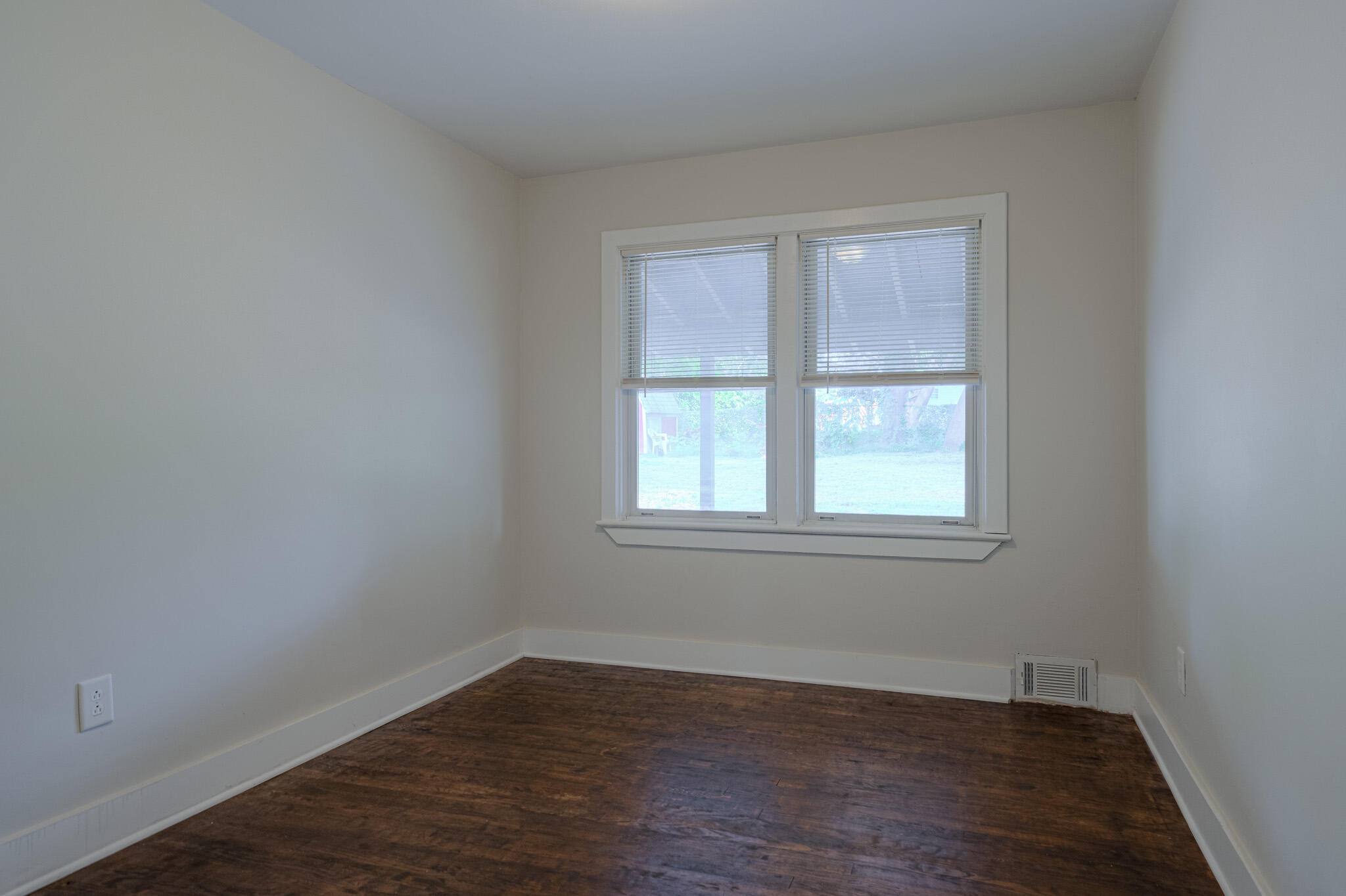 1241 Peppers Ferry Road Pulaski, VA 24301 - Photo 24 of 28 1241_Peppers_Ferry_Web-24