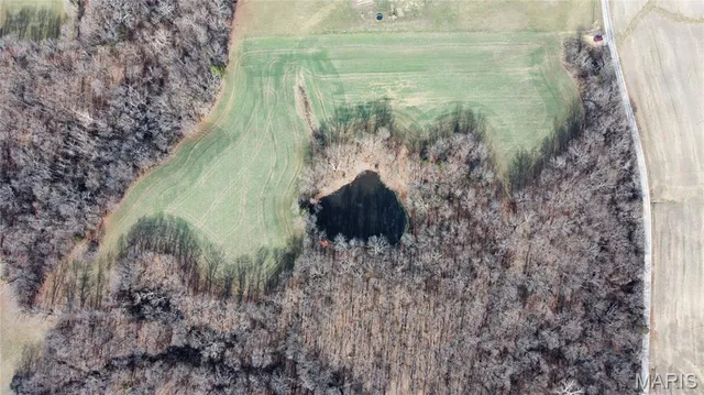 $307,900 | 16.8 G Road, Fults, IL 62244