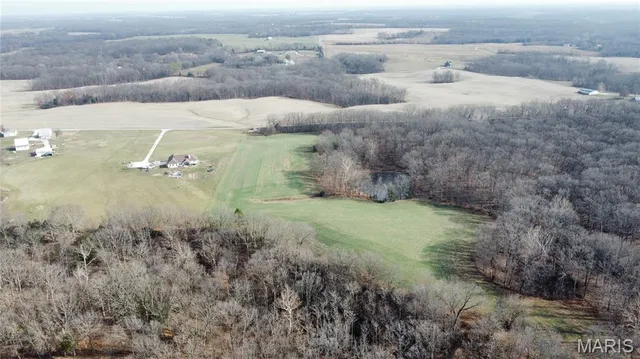 $307,900 | 16.8 G Road, Fults, IL 62244