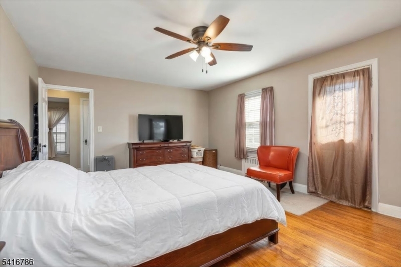 2849 Verona Avenue Linden, NJ 07036 - Photo 14 of 33