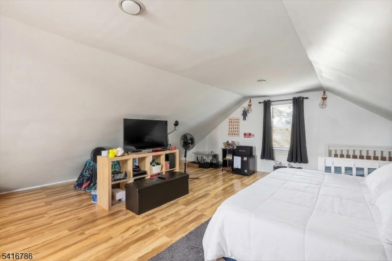 2849 Verona Avenue Linden, NJ 07036 - Photo 19 of 33