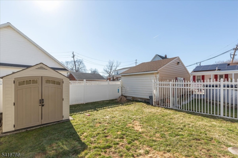 2849 Verona Avenue Linden, NJ 07036 - Photo 27 of 33