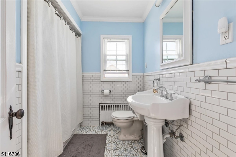 2849 Verona Avenue Linden, NJ 07036 - Photo 10 of 33