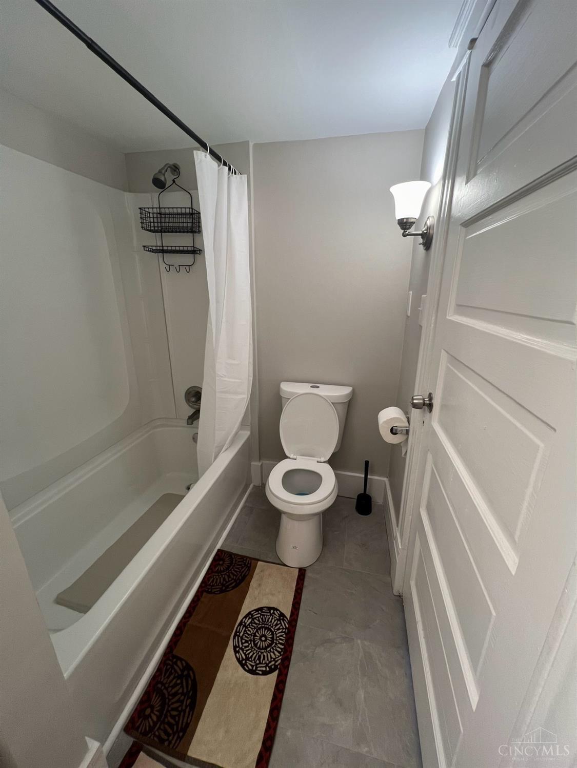 4834 Winton Ridge Lane Cincinnati, OH 45232 - Photo 17 of 23 Gallery Image 17