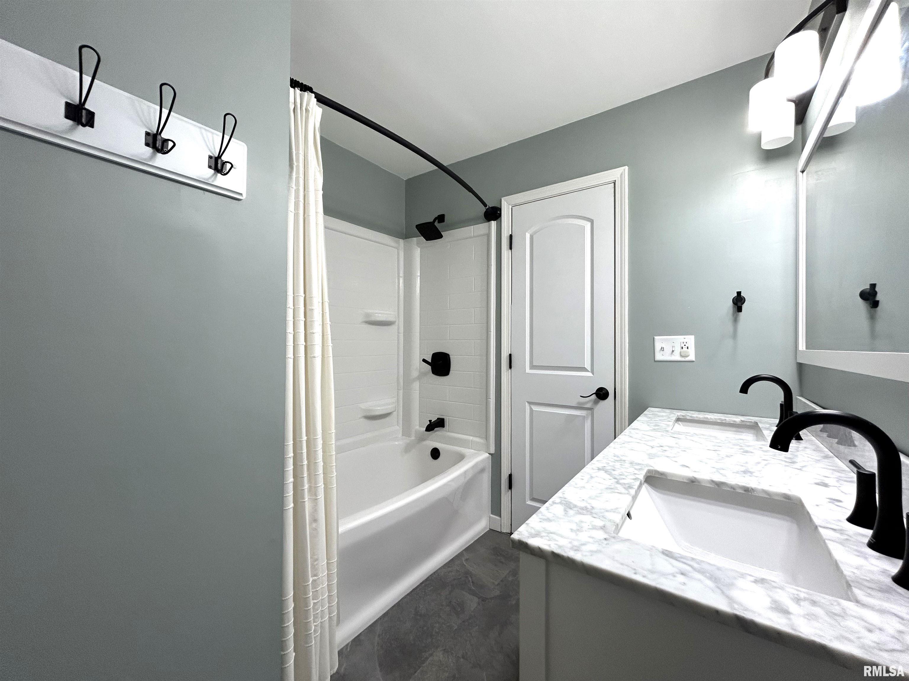 125 Pinehurst Drive Springfield, IL 62704 - Photo 39 of 48