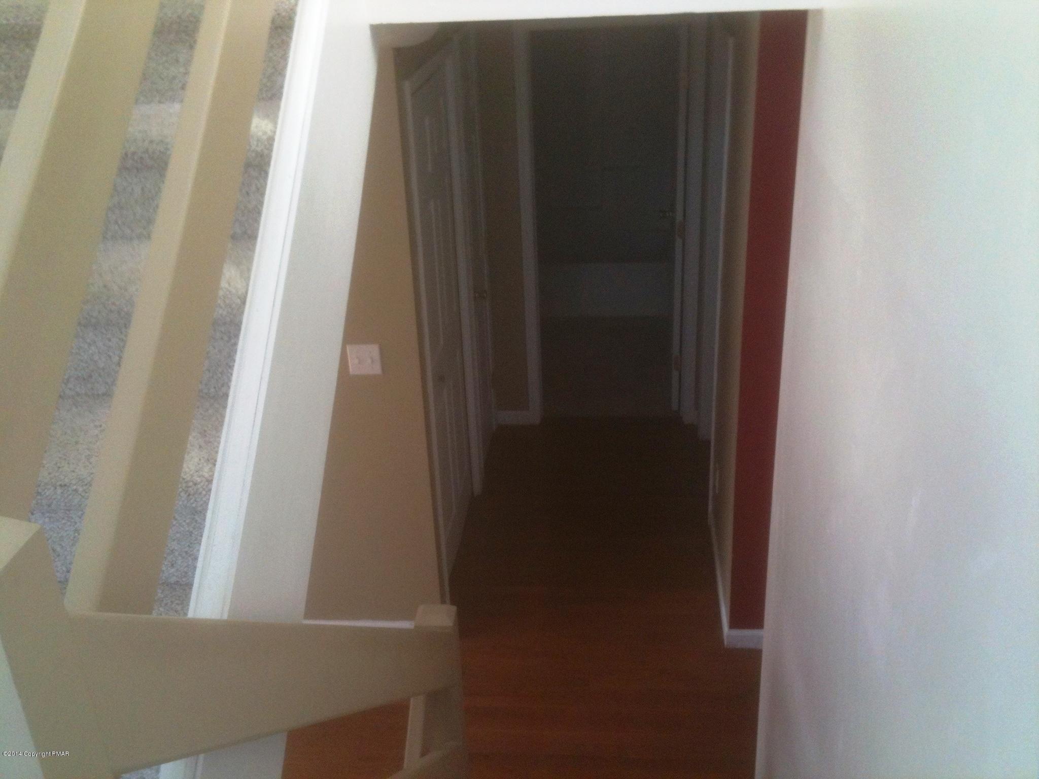 26 Lily Road East Stroudsburg, PA 18302 - Photo 13 of 48