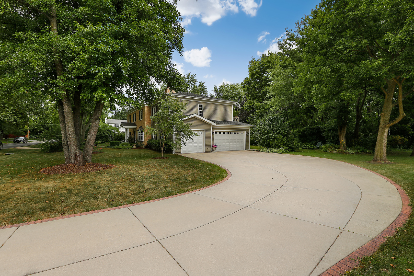 1117 Dunstan Road Geneva, IL 60134 - Photo 27 of 45 Gallery Image 27