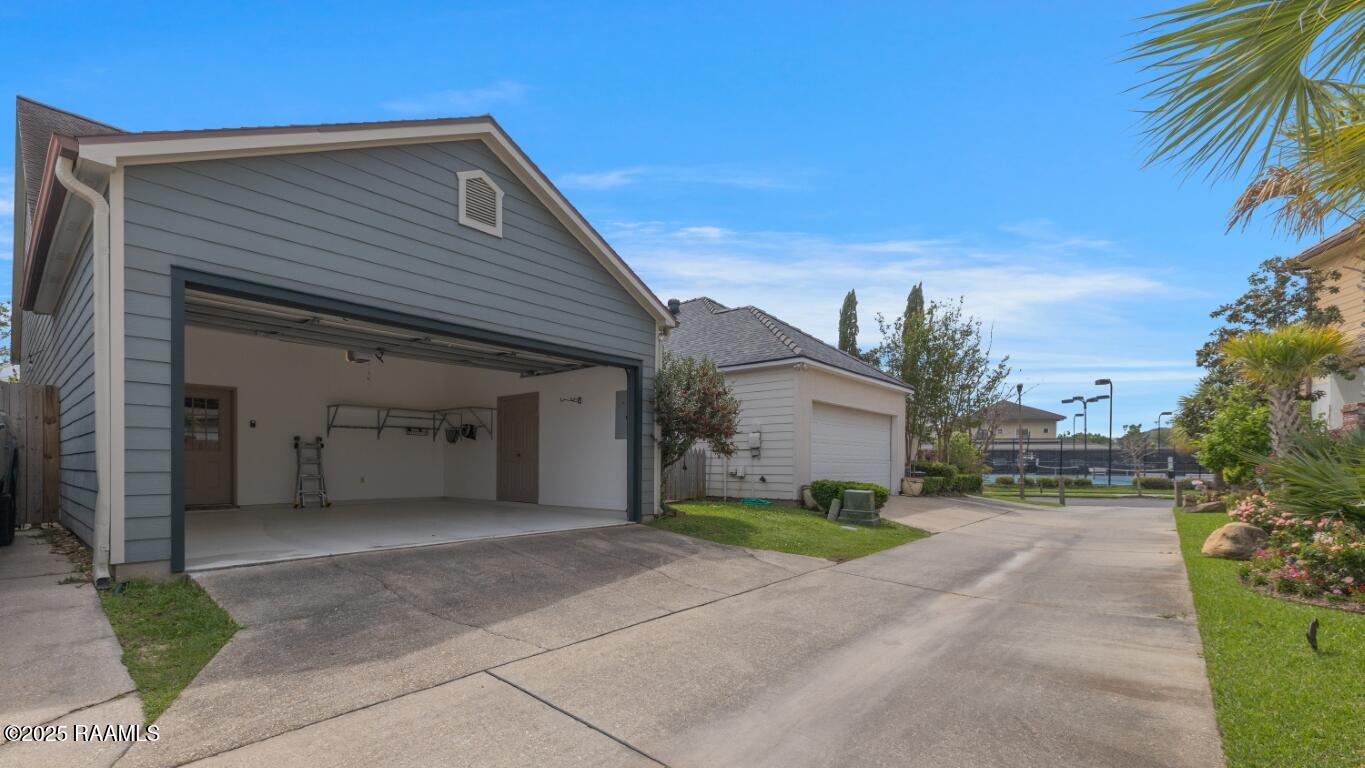 408 Silverstone Road Lafayette, LA 70508 - Photo 28 of 28 408 Silverstone-28