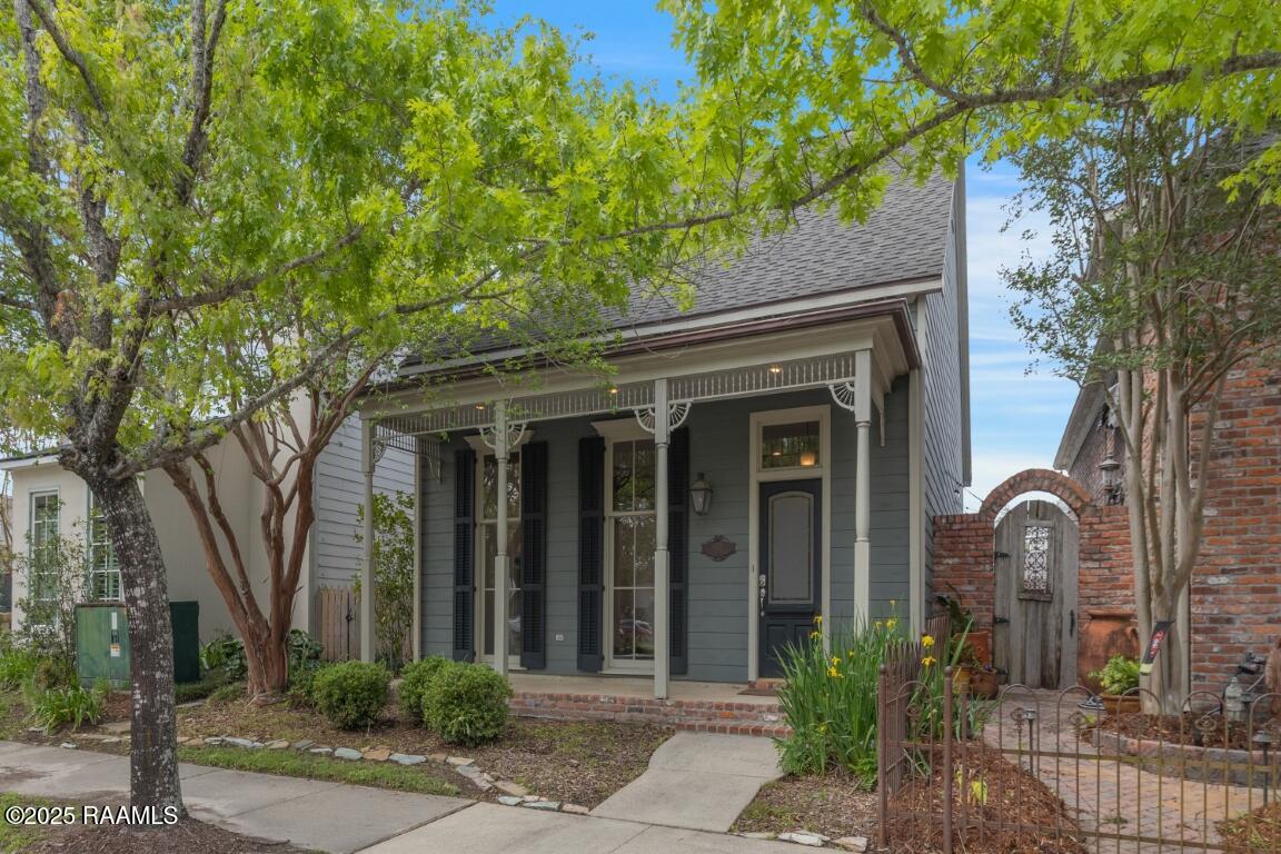 408 Silverstone Road Lafayette, LA 70508 - Photo 3 of 28 408 Silverstone-3