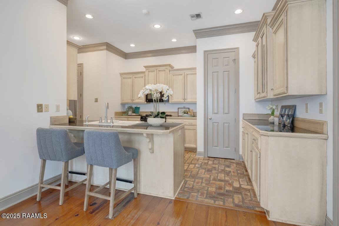 408 Silverstone Road Lafayette, LA 70508 - Photo 9 of 28 408 Silverstone-9