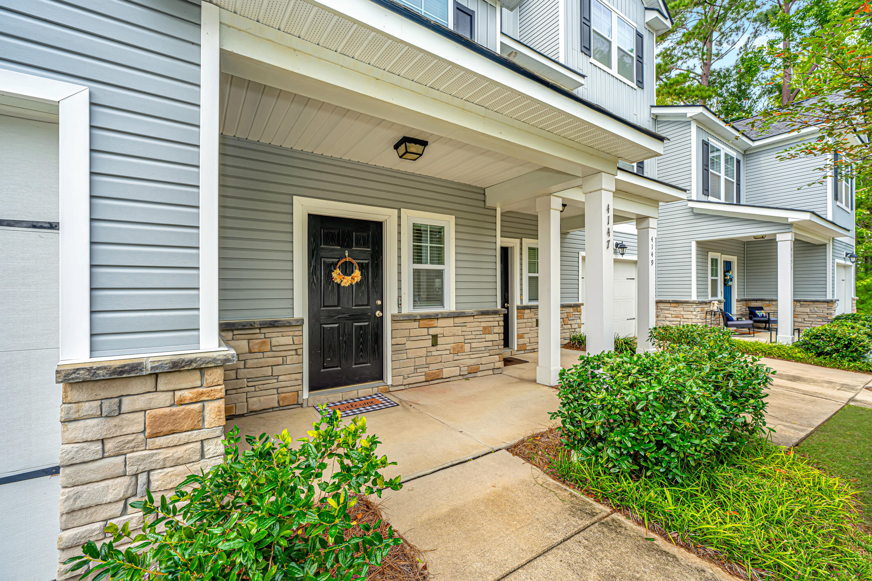 4147 Rigsby Lane Charleston, SC 29414 - Photo 2 of 39 4147RigsbyLn005