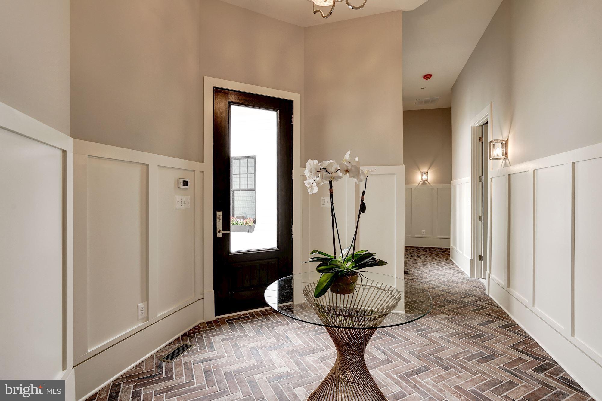 6166 Cobbs Road Alexandria, VA 22310 - Photo 3 of 30 Ceramic Brick floors in Foyer