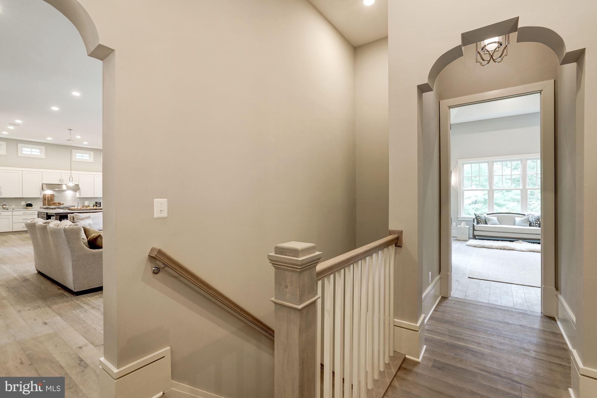 6166 Cobbs Road Alexandria, VA 22310 - Photo 22 of 30 Archway Trims Throughout Main Level
