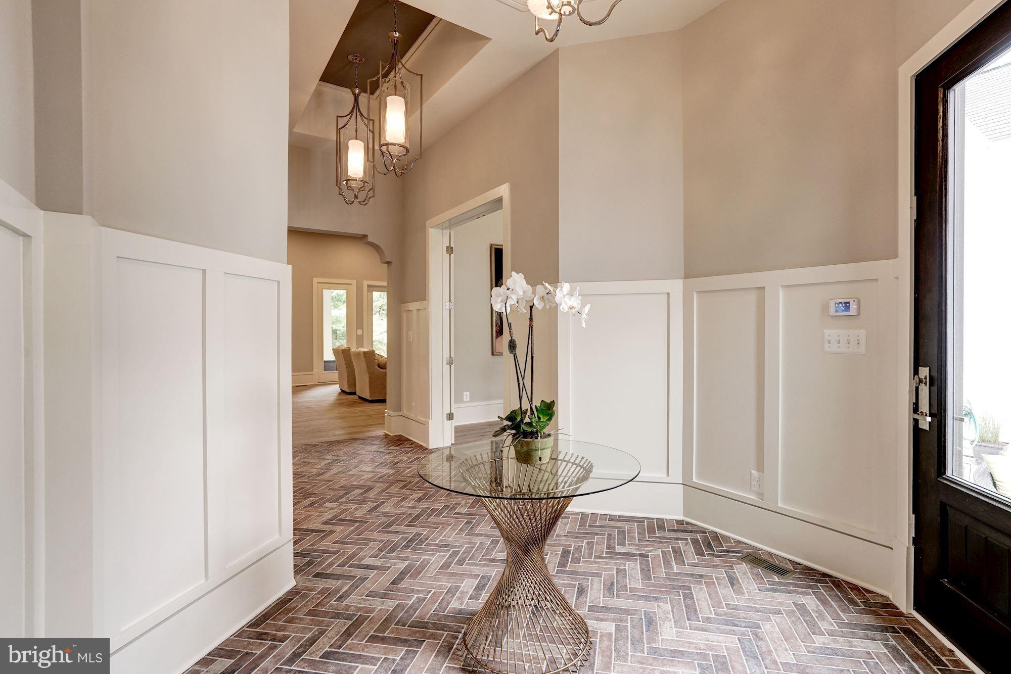 6166 Cobbs Road Alexandria, VA 22310 - Photo 4 of 30 Designer Trims, Oversized Wainscoting
