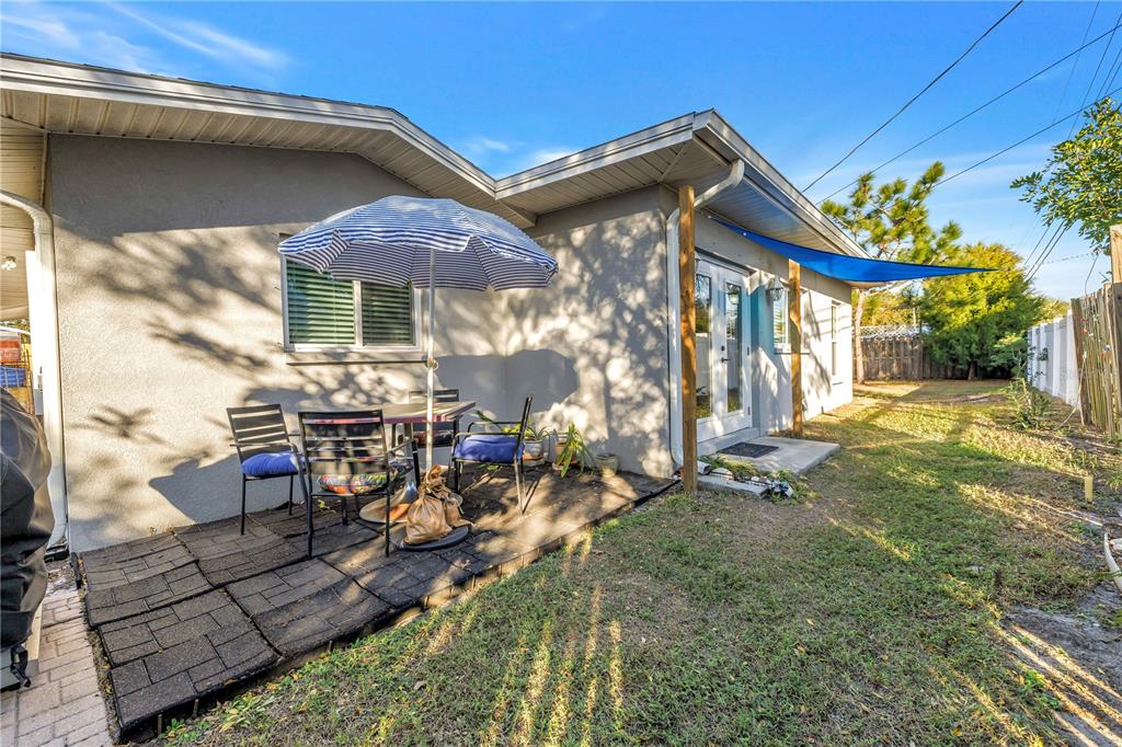 10020 Panama Court Seminole, FL 33776 - Photo 24 of 25 an outdoor space with seating