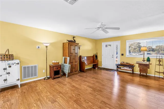 $479,900 | 10020 Panama Court, Seminole, FL 33776