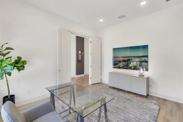 $23,500 | 7519 Robin Road, Dallas, TX 75209