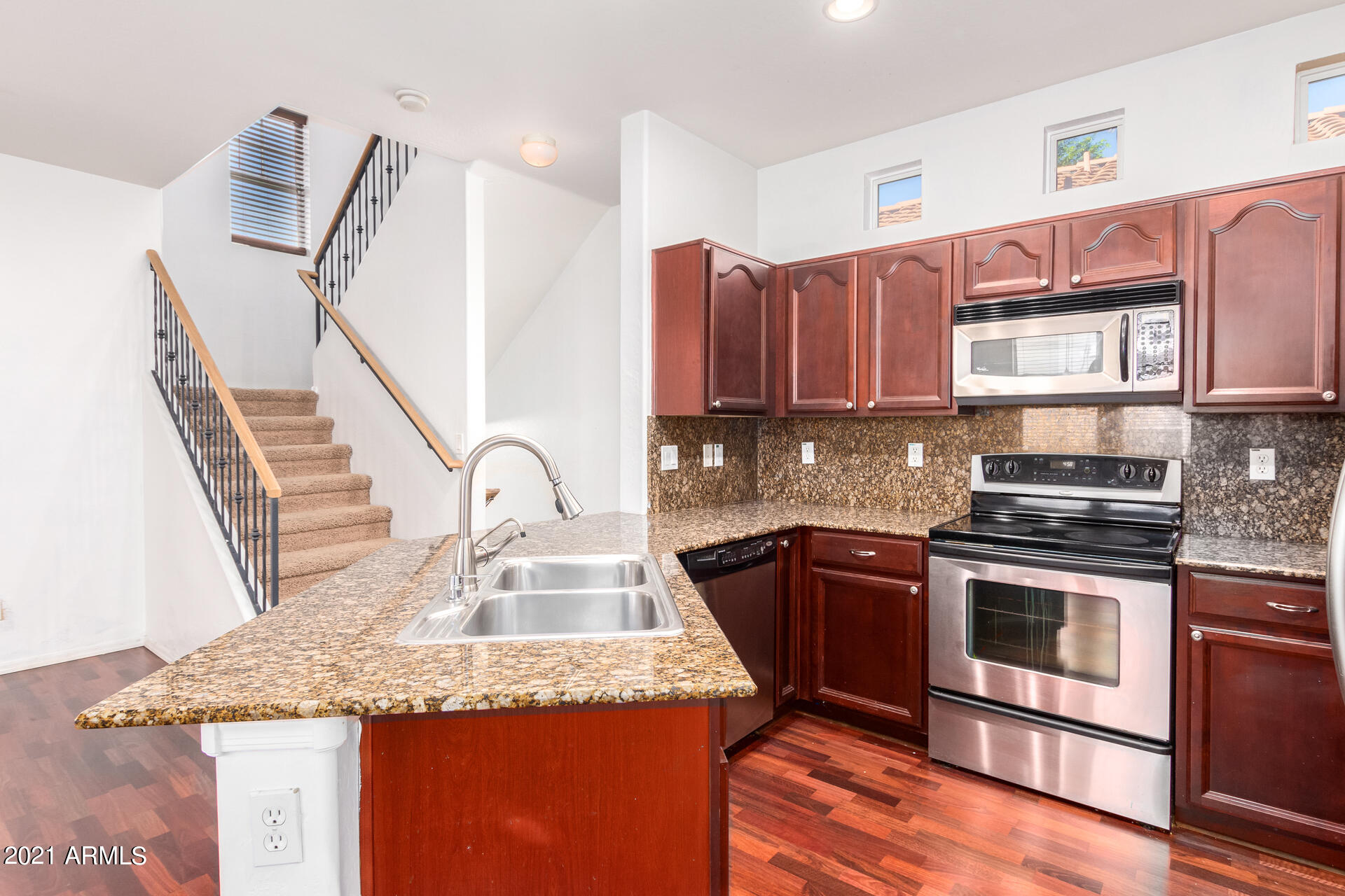 968 West Aspen Way Gilbert, AZ 85233 - Photo 6 of 25 0007-07 Aspen