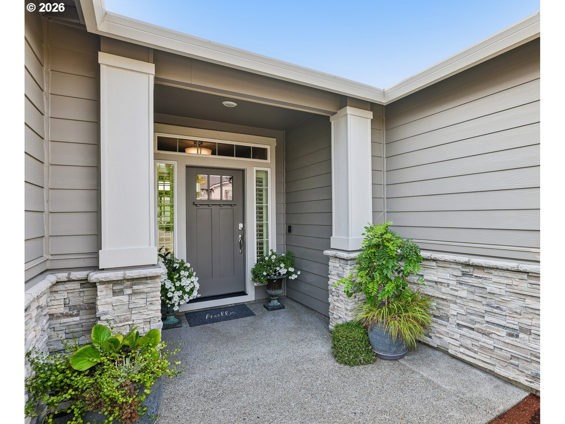 4823 South 17th Way Ridgefield, WA 98642 - Photo 2 of 47 Entrance/Foyer