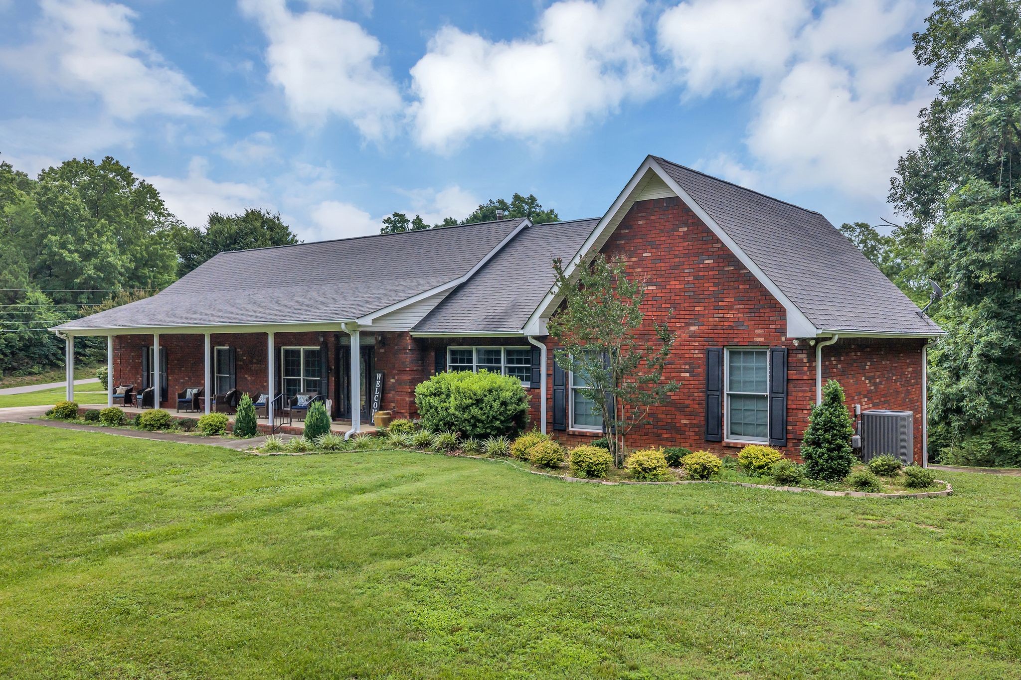 398 North Hummingbird Lane Dickson, TN 37055 - Photo 1 of 57