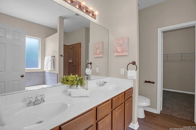 $330,000 | 109 Lieck Cove, Cibolo, TX 78108