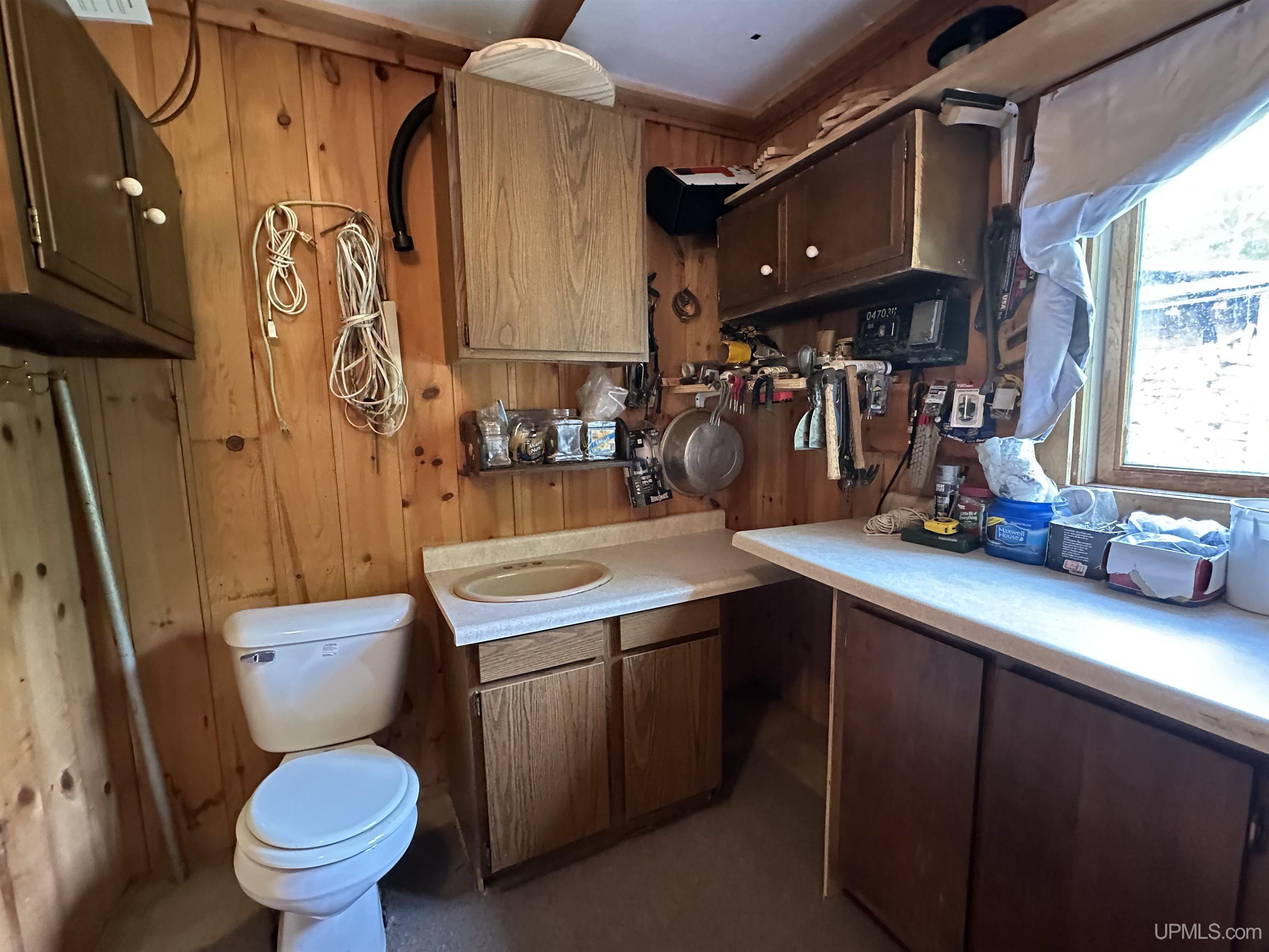 6 Camp 6 Road Ironwood, MI 49938 - Photo 21 of 50